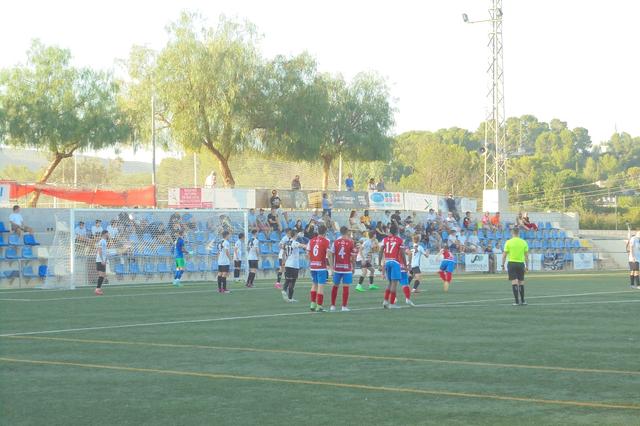 Deportivo Ontinyent’s Debut in Primera FFCV with a Defeat against Cullera: Analysis and Highlights