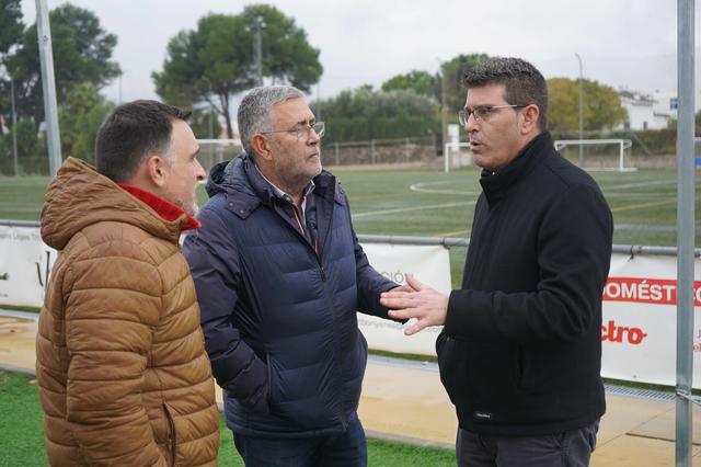 Ontinyent renova el sistema de reg dels camps de futbol de la Purísima 