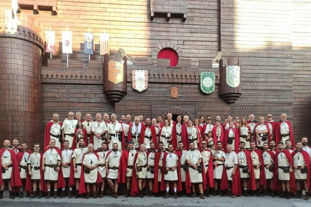 Caixa Ontinyent edita el disco del 50 aniversario de los Cruzados 