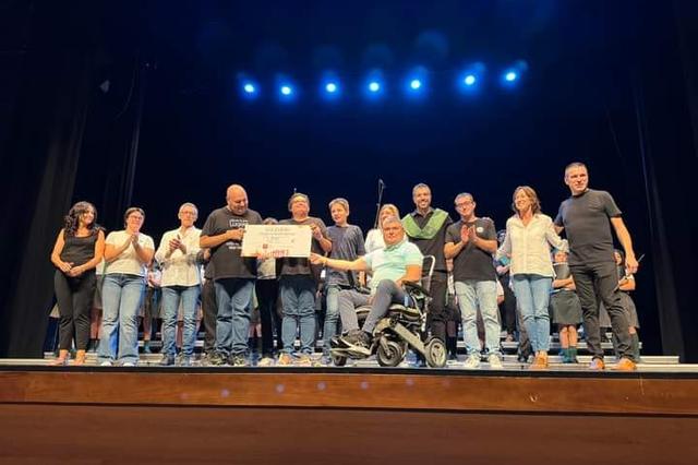 El colegio Santa María de Ontinyent recauda 4.895€ para la ELA 