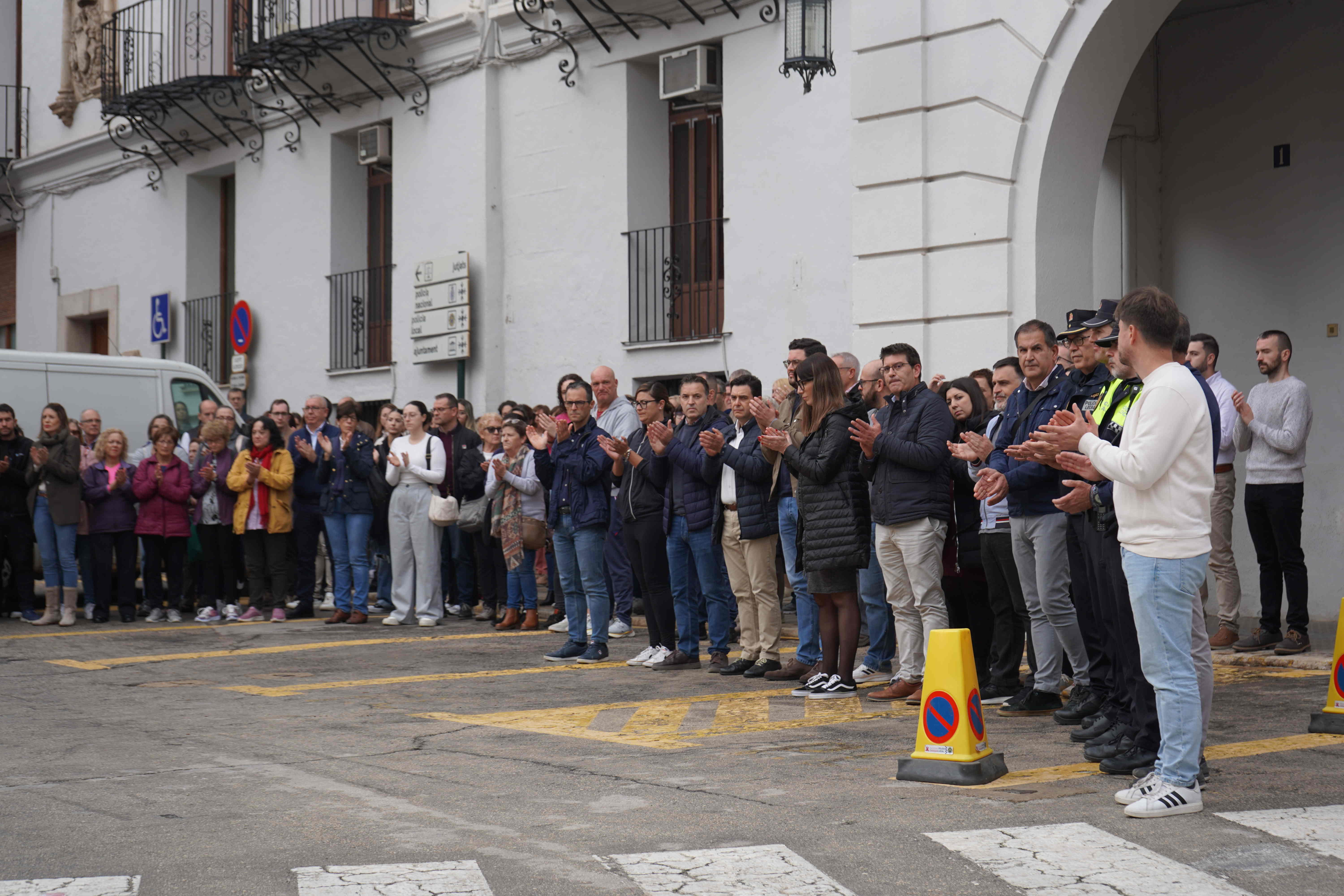 Minuts de silenci a Ontinyent