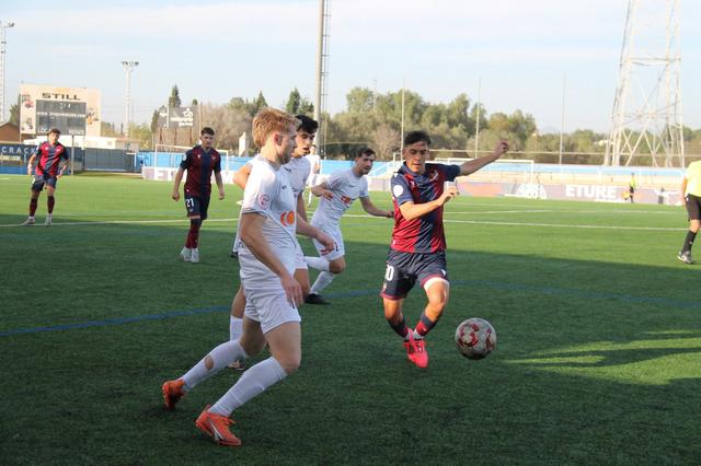 El Ontinyent cae ante el Atético Levante