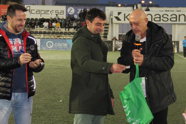 El Ontinyent recauda 3.045 € para Utiel