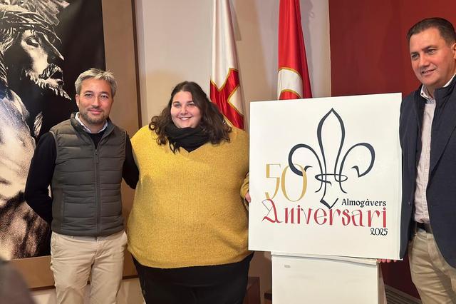 La comparsa Almogàvers presenta el logo del seu 50 aniversari