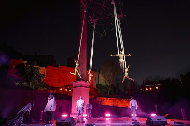 Ontinyent inicia el Festival de Circ i Teatre al carrer