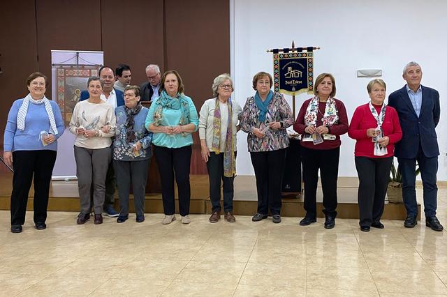 Ontinyent homenajea a las primeras reinas y damas de Sant Esteve