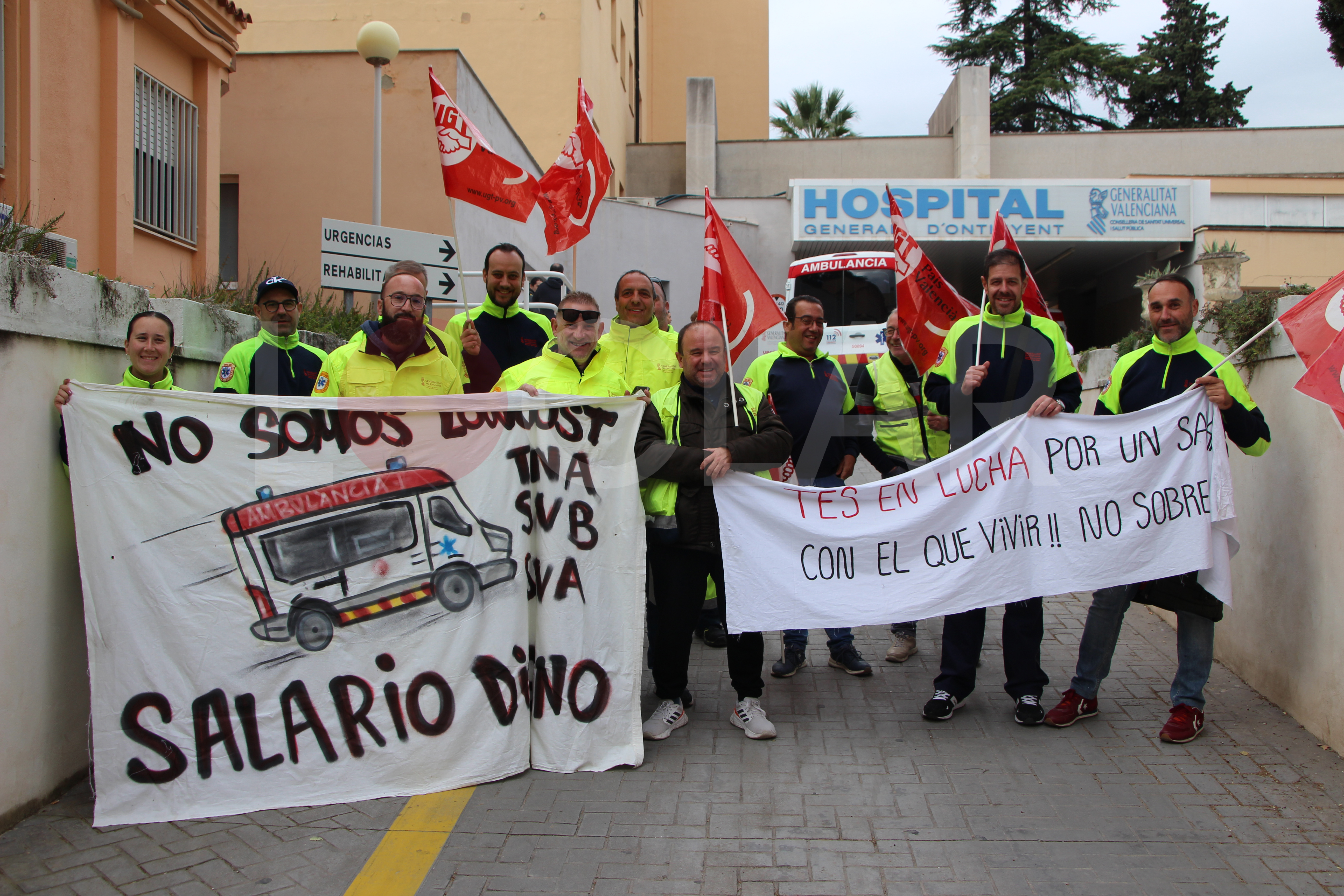 Manifestació dels tècnics de transport sanitari a Ontinyent