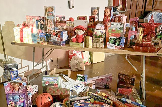 Ontinyent se vuelca con Sedaví para recibir a los pajes mágicos