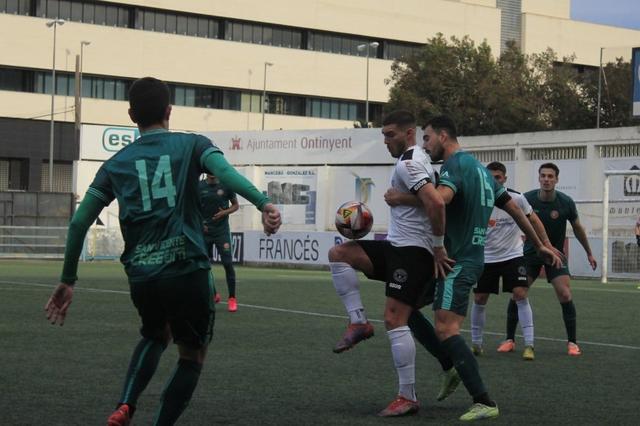 El Ontinyent cae en casa ante el Jove Español