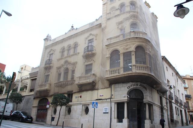Ontinyent fa un front comú per demanar més jutjats 