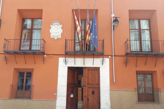 Ontinyent convoca un minuto de silencio por las víctimas del incendio