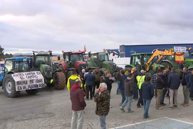 Agricultores de la Vall d'Albaida protestan en defensa del sector agrario