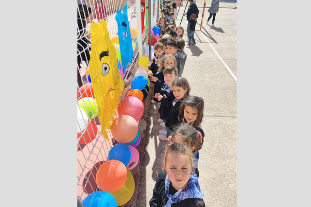 El colegio La Concepción de Ontinyent celebra las Fallas