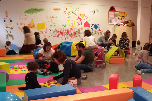 Ontinyent obri el termini d’inscripcions per al programa d’Espais Familiars