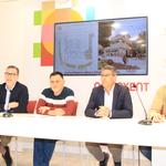 Un camió bolca en l'A7 entre Ontinyent i Aielo