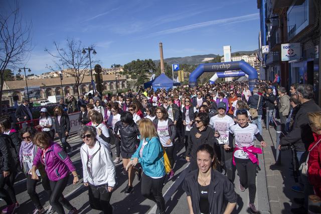 La carrera de la mujer de Ontinyent llega a las 1.000 inscritas 
