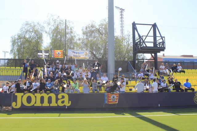 El Ontinyent pierde en Villarreal pero asegura la promoción