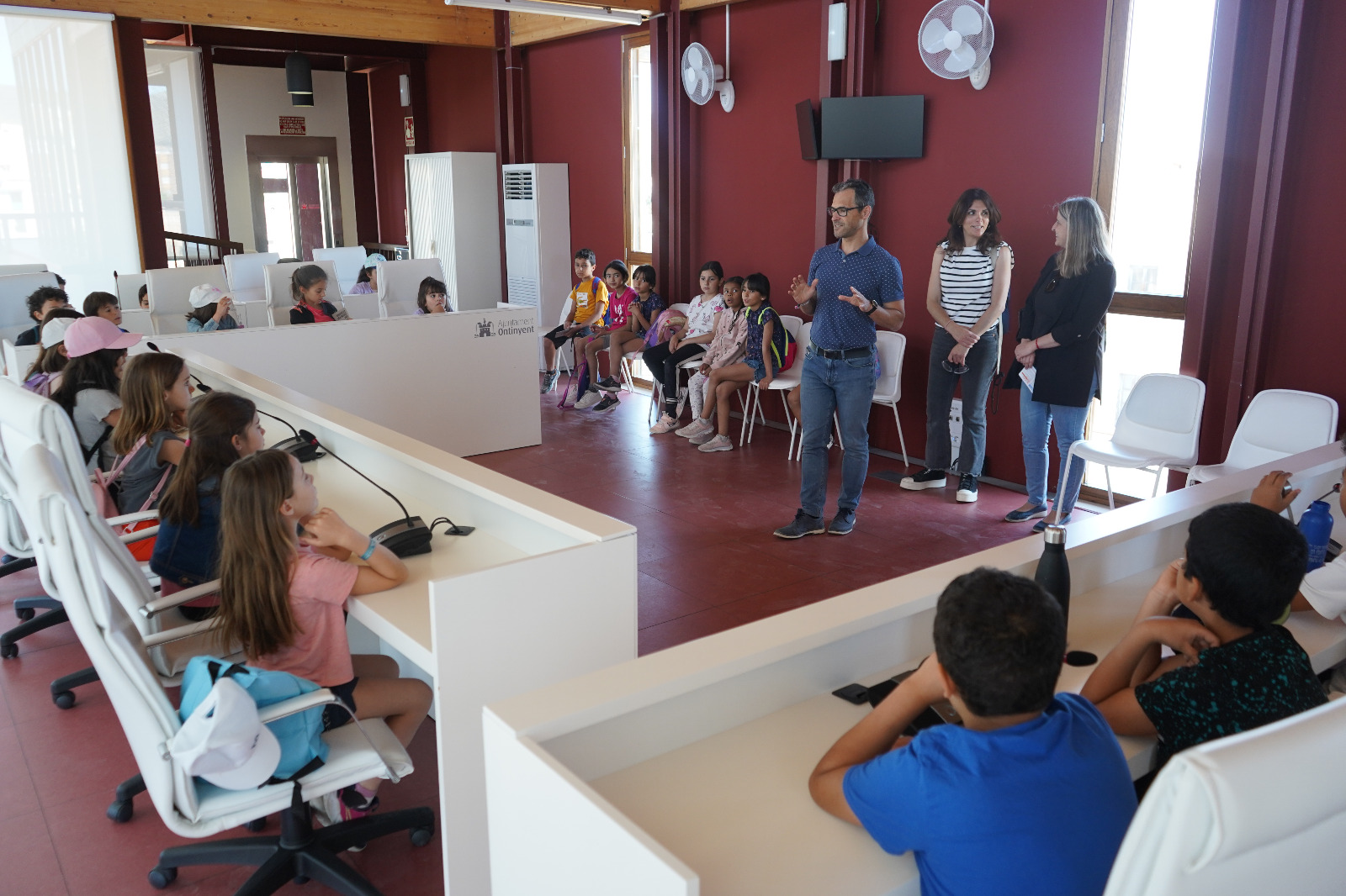 Visita del CEIP Bonavista al Palau de la Vila