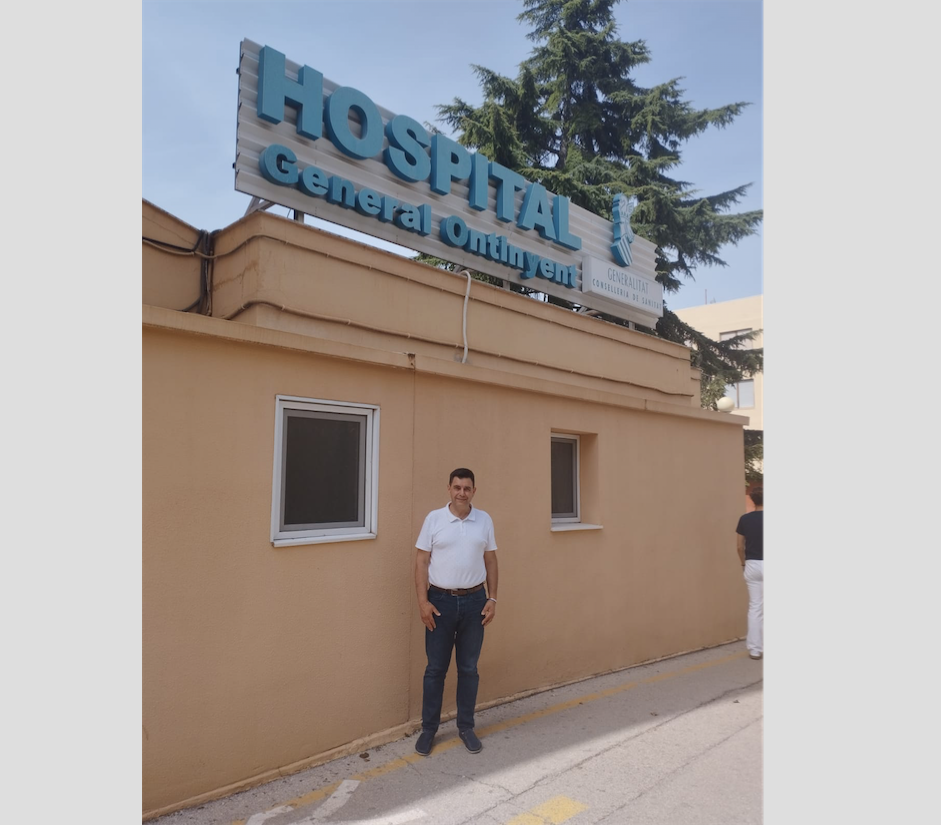 J.A. Martínez en el Hospital de Ontinyent