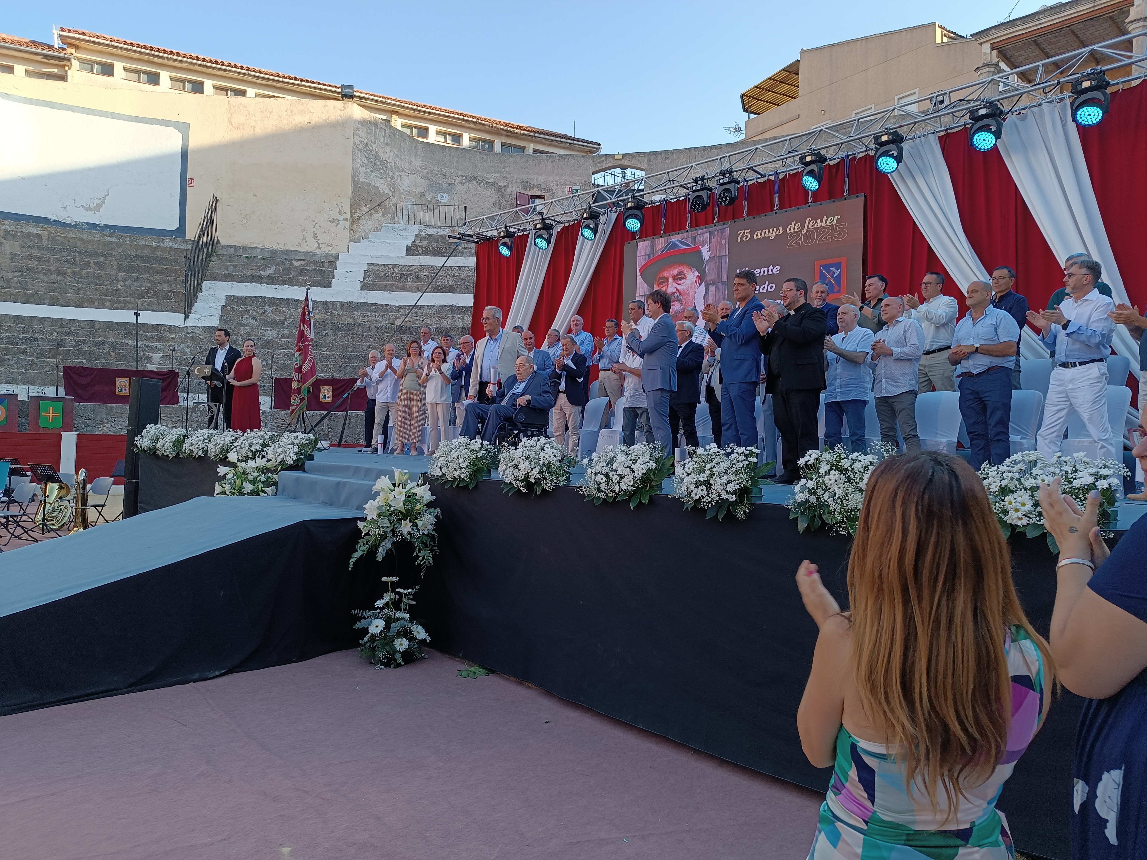 Homenaje a los festeros con 50 y 75 años en activo. Bocairent