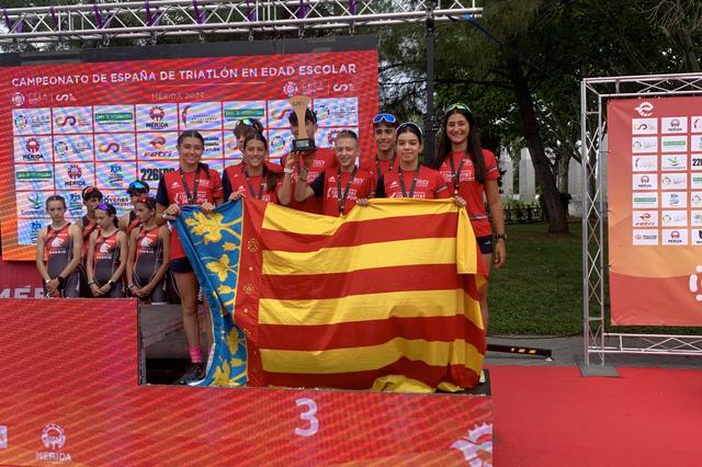 Jaume Gironés y Celia de Llago, bronce en el Campeonato de España de Triatlón 