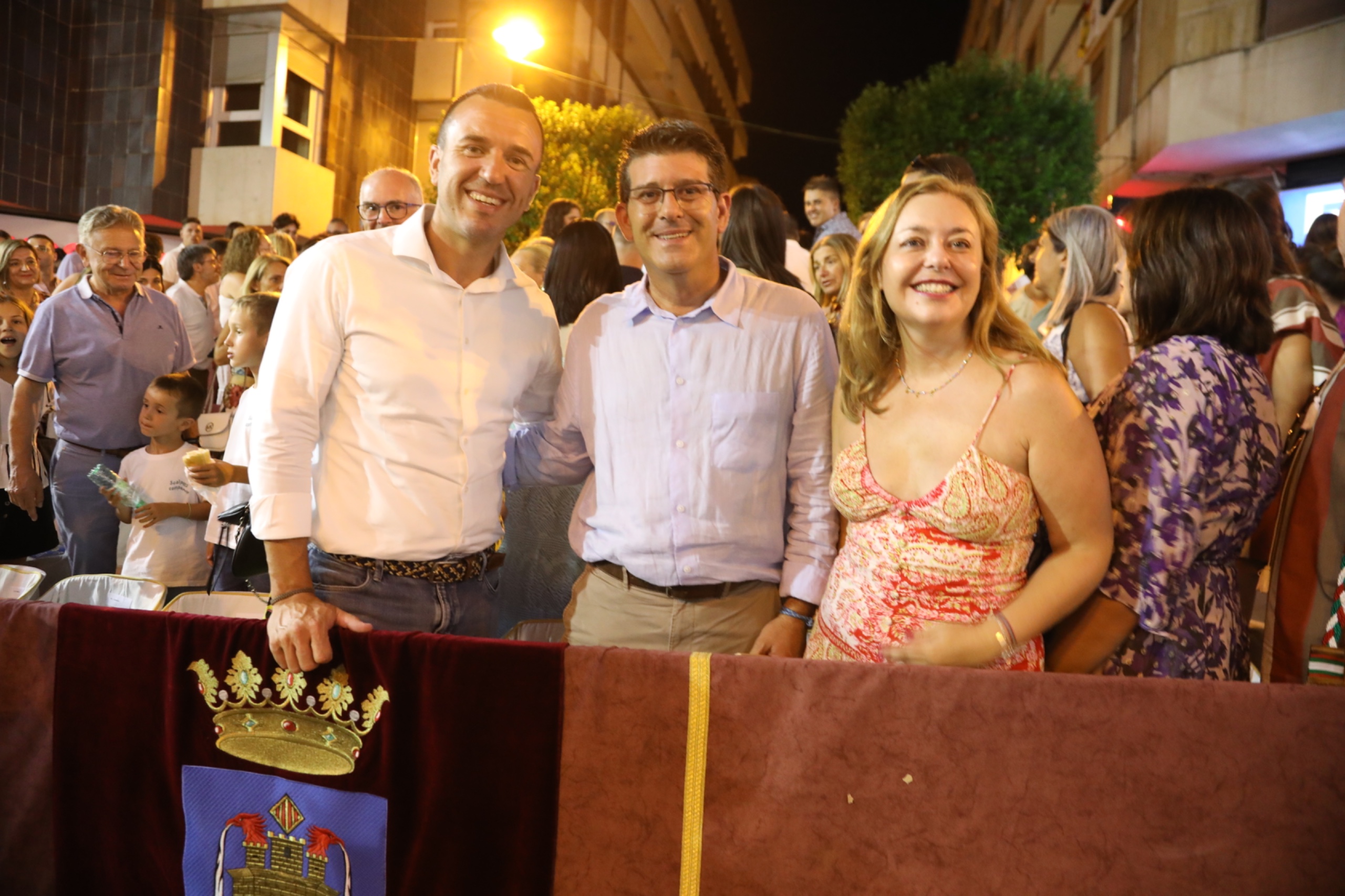 Vicent Mompó, Jorge Rodríguez i Natalia Enguix