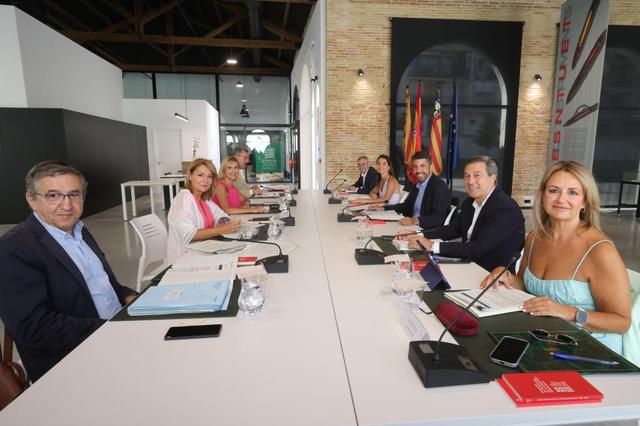 Ontinyent acull la reunió del Ple del Consell