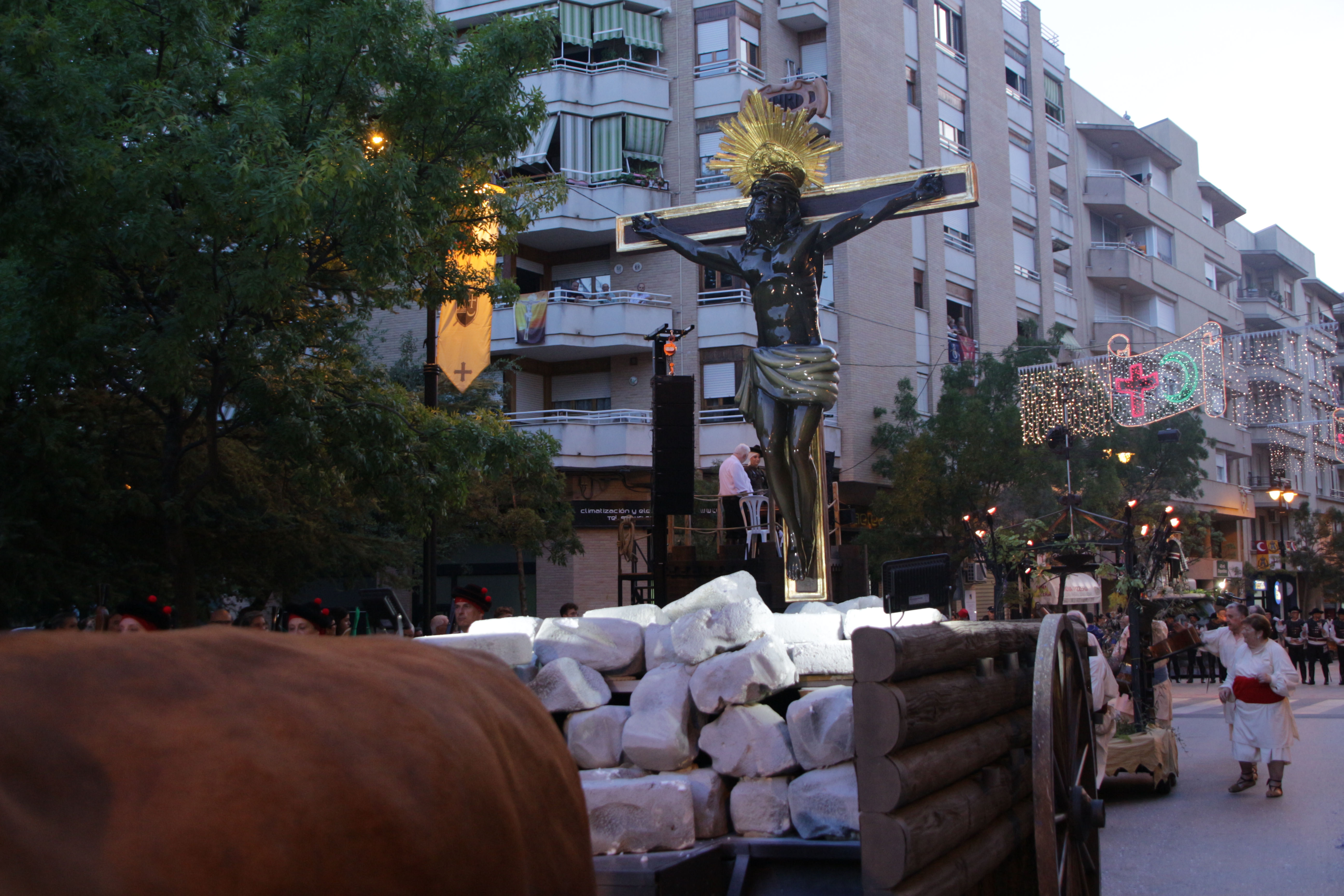 La réplica del Cristo, durante la Entrada de Ontinyent