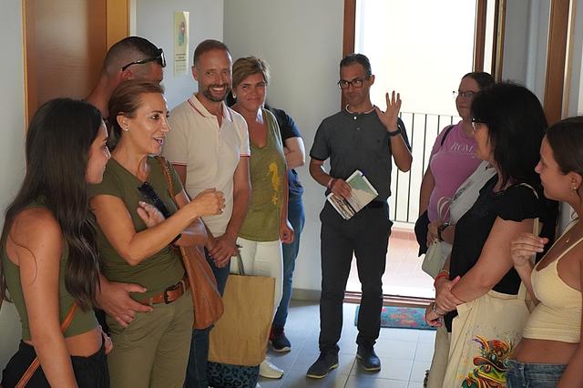 Ontinyent lliura les claus de la residència per a estudiantat universitari 24-25