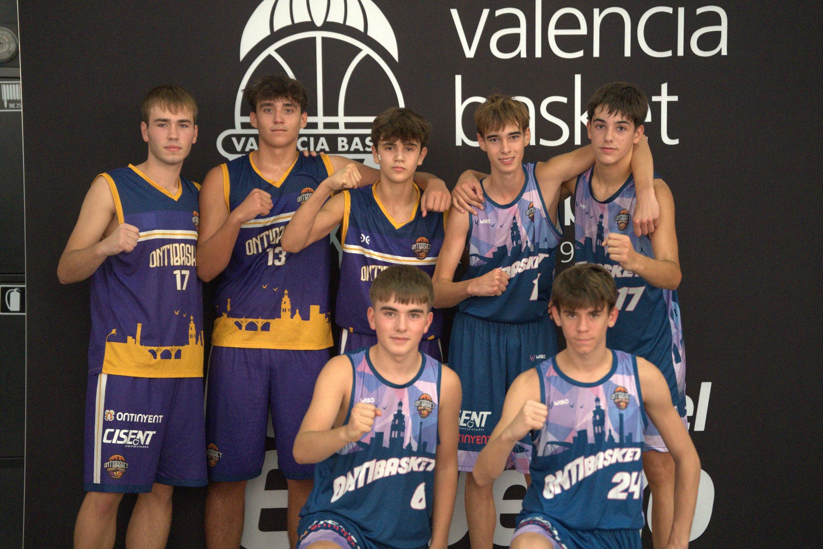 Equipos sub 15 y sub 17 de Ontibasket