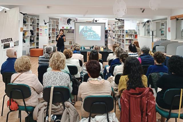 Agullent celebra una nova edició d'Octubre lector 