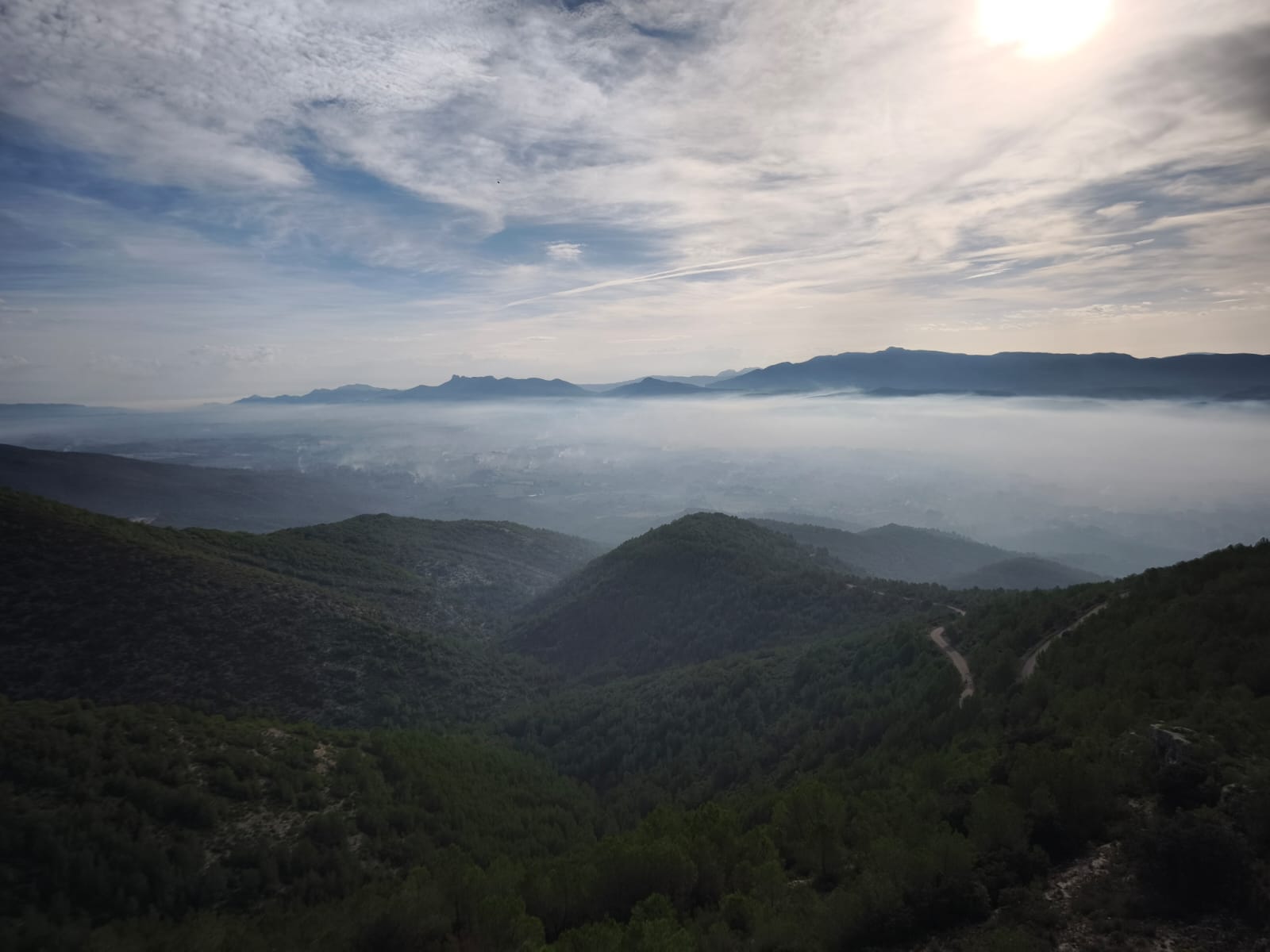 Ontinyent, vista desde Sant Esteve hoy miércoles, día de quemas