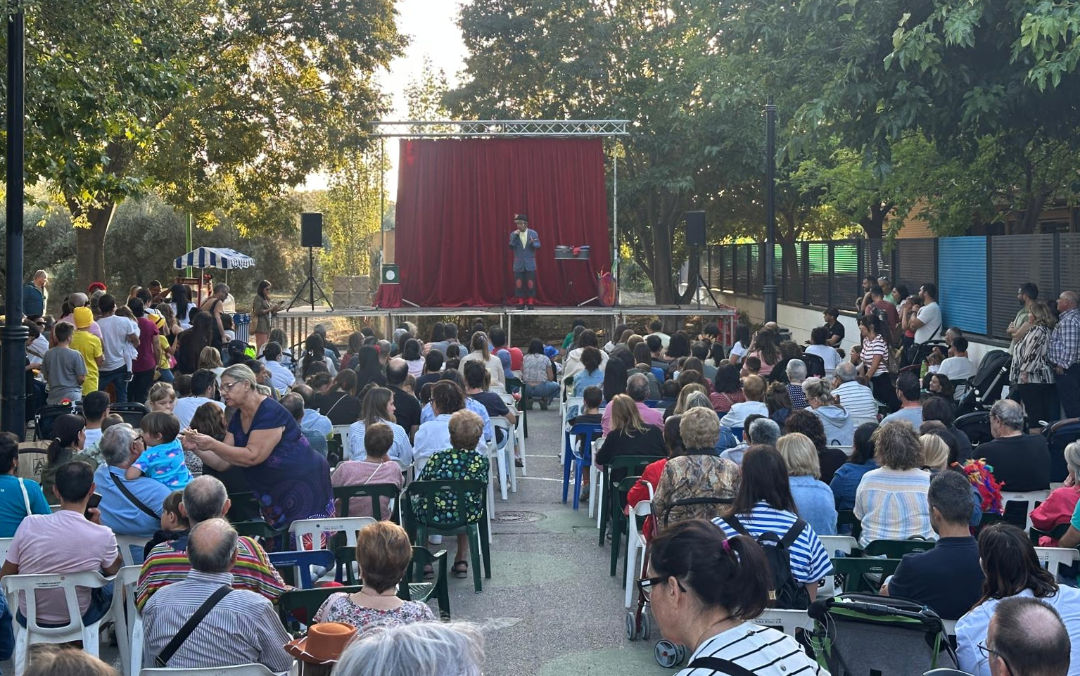 Espectacle de Carlos Barfi en el Llombo