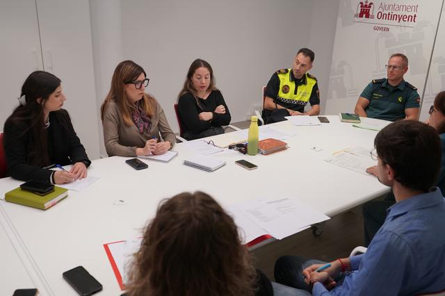 Ontinyent refuerza la coordinación en la lucha contra la violencia de género