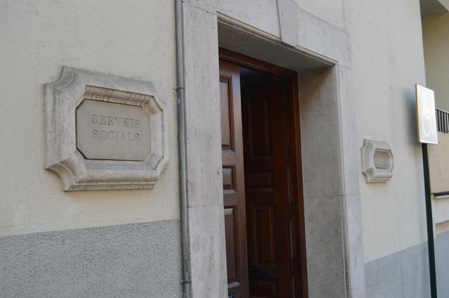 El PSOE de Ontinyent critica la privatización de la ayuda a domicilio