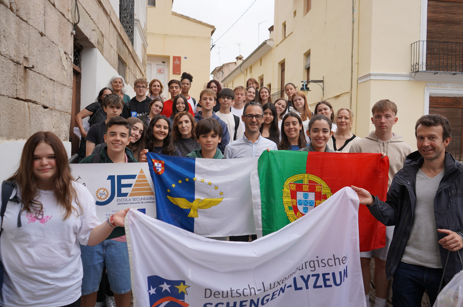 Estudiants Erasmus amb el regidor F. Gandía