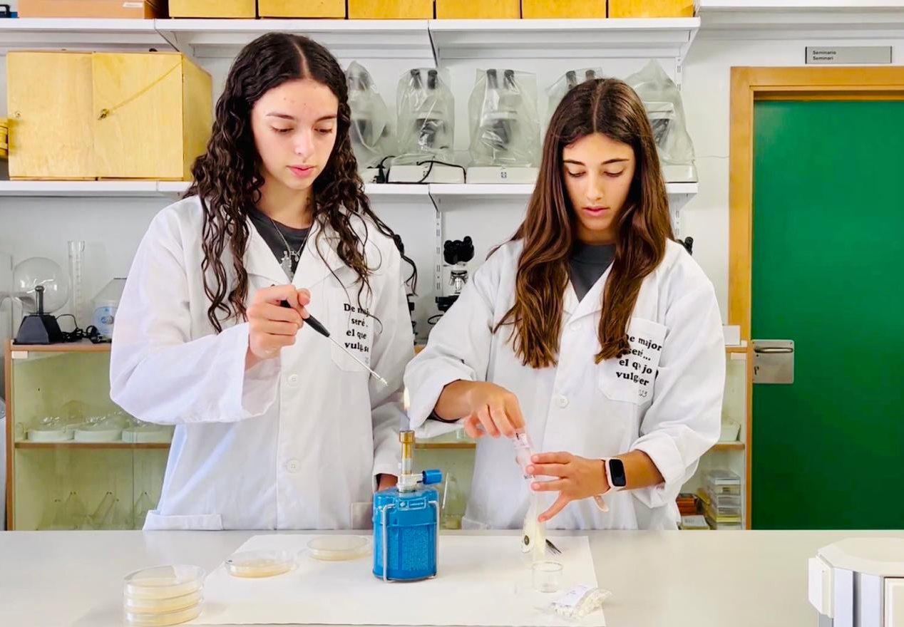 Finalistes del IES Pou Clar en el concurs SAPIÈNCIA