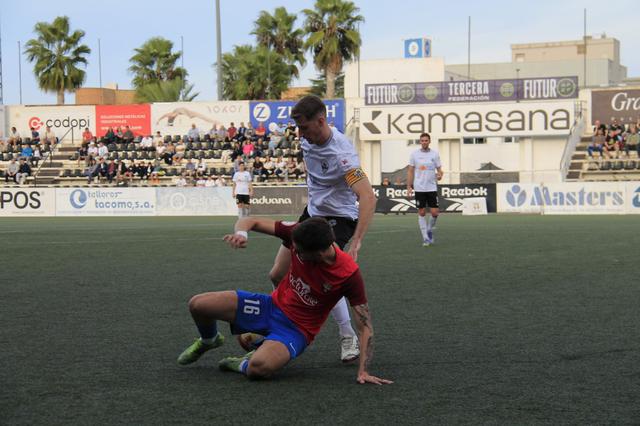 Empate a 0 en El Clariano entre Ontinyent y Utiel