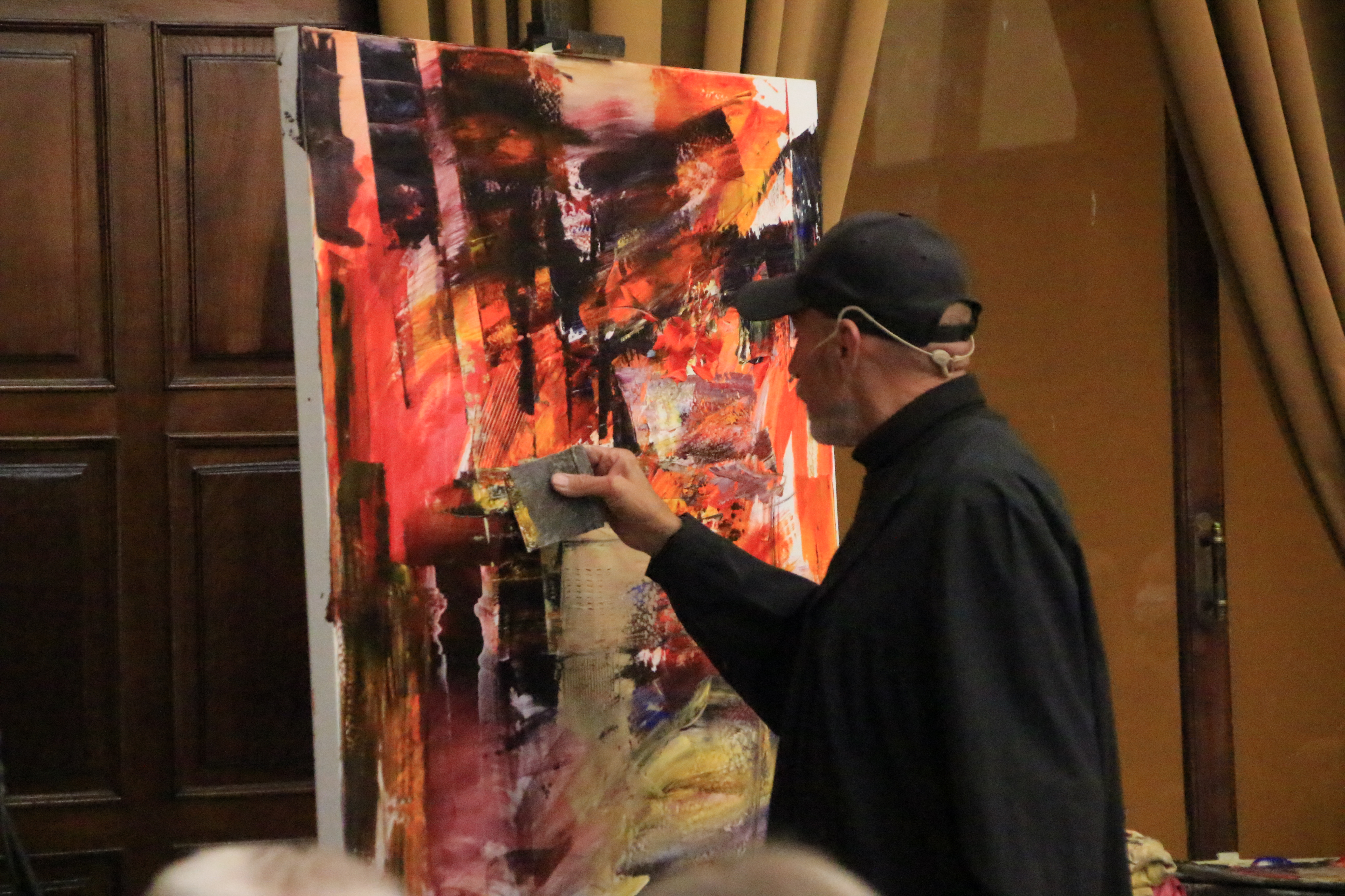 Blai Tomás, en una demostració de pintura rápida