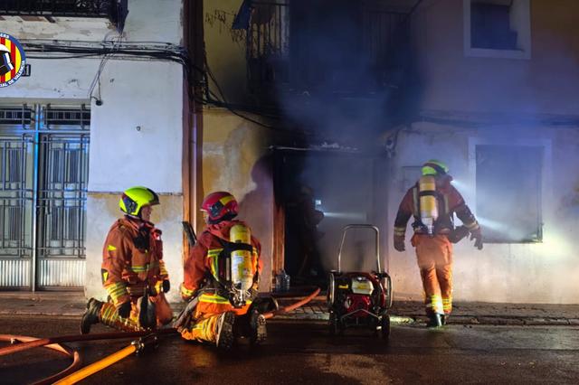 Incendi en la Cantereria d'Ontinyent
