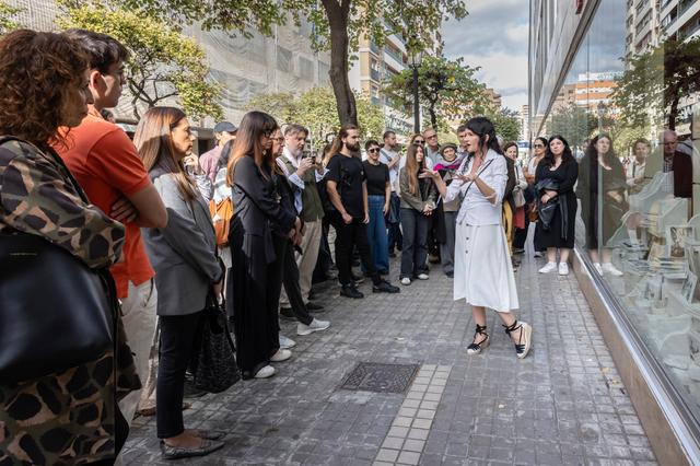 Lluci Juan transforma la piedra seca como metáfora del activismo en la UV