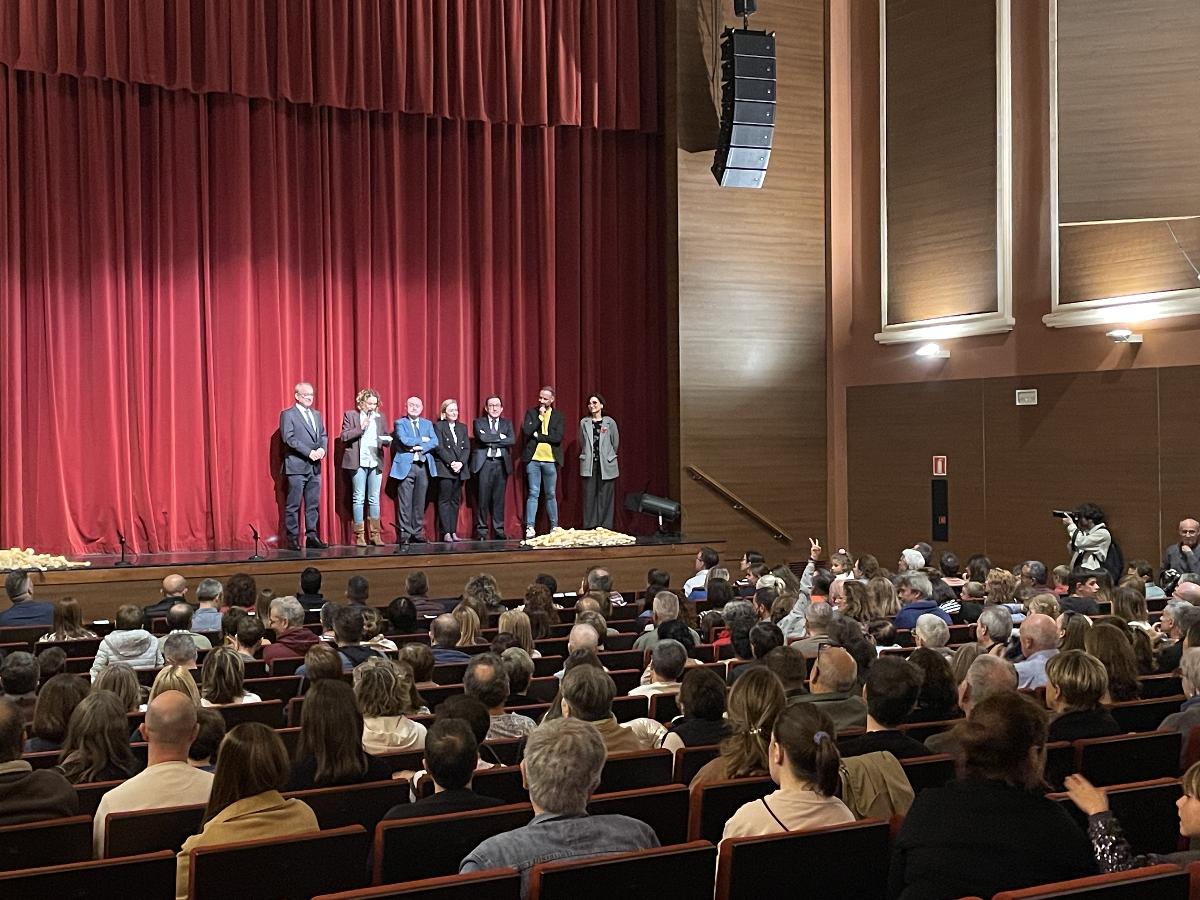Acte de cloenda del a MIT a Ontinyent