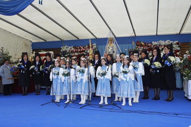 Ontinyent vive una emotiva Ofrenda a la Purísima 2025