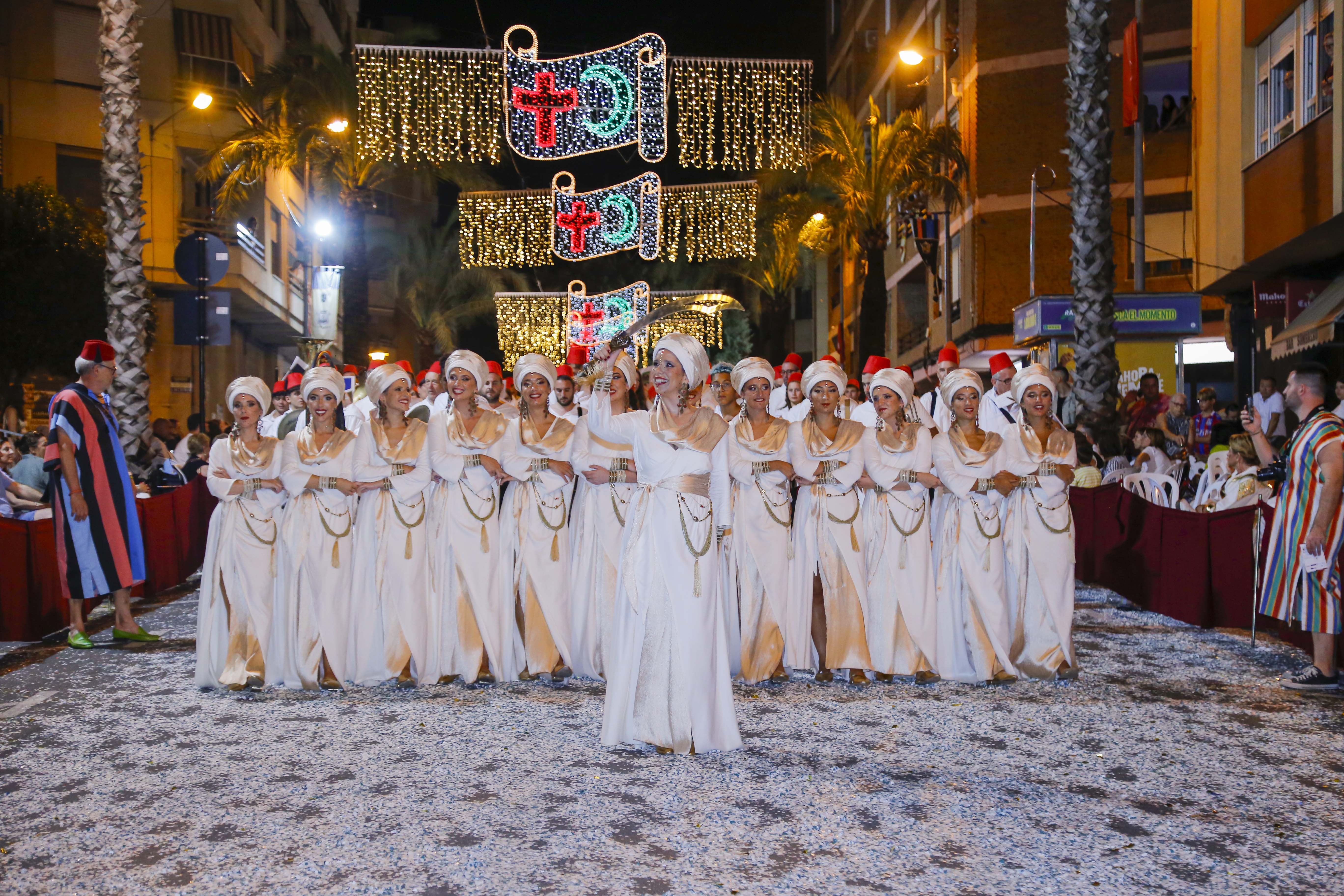 Entrada en Ontinyent. Archivo