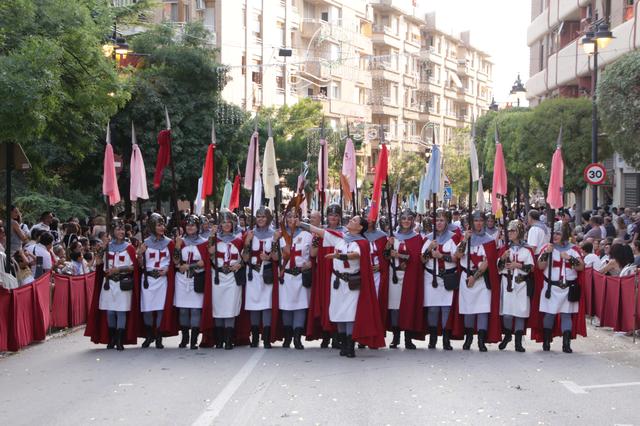 Festeros presenta una propuesta para reconocer la trayectoria de las mujeres en la Fiesta