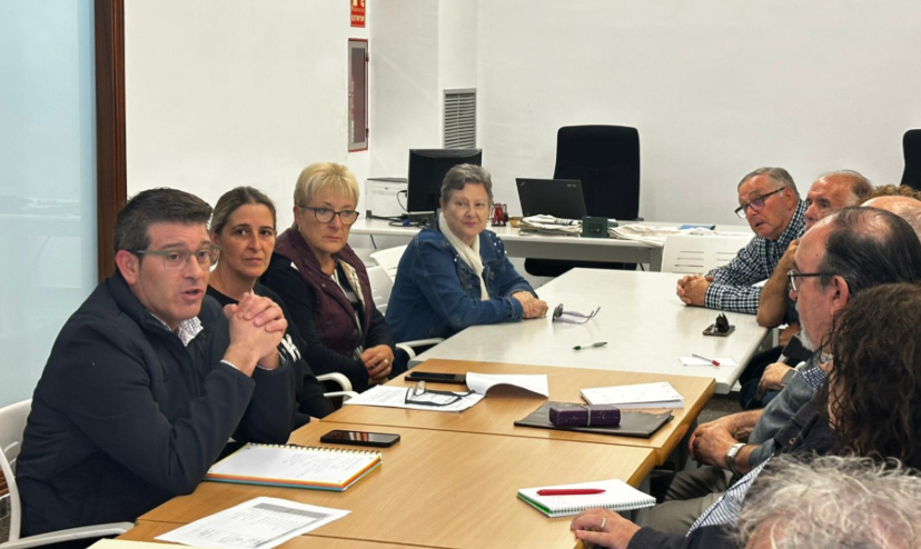 Reunión en el CC Sant Josep