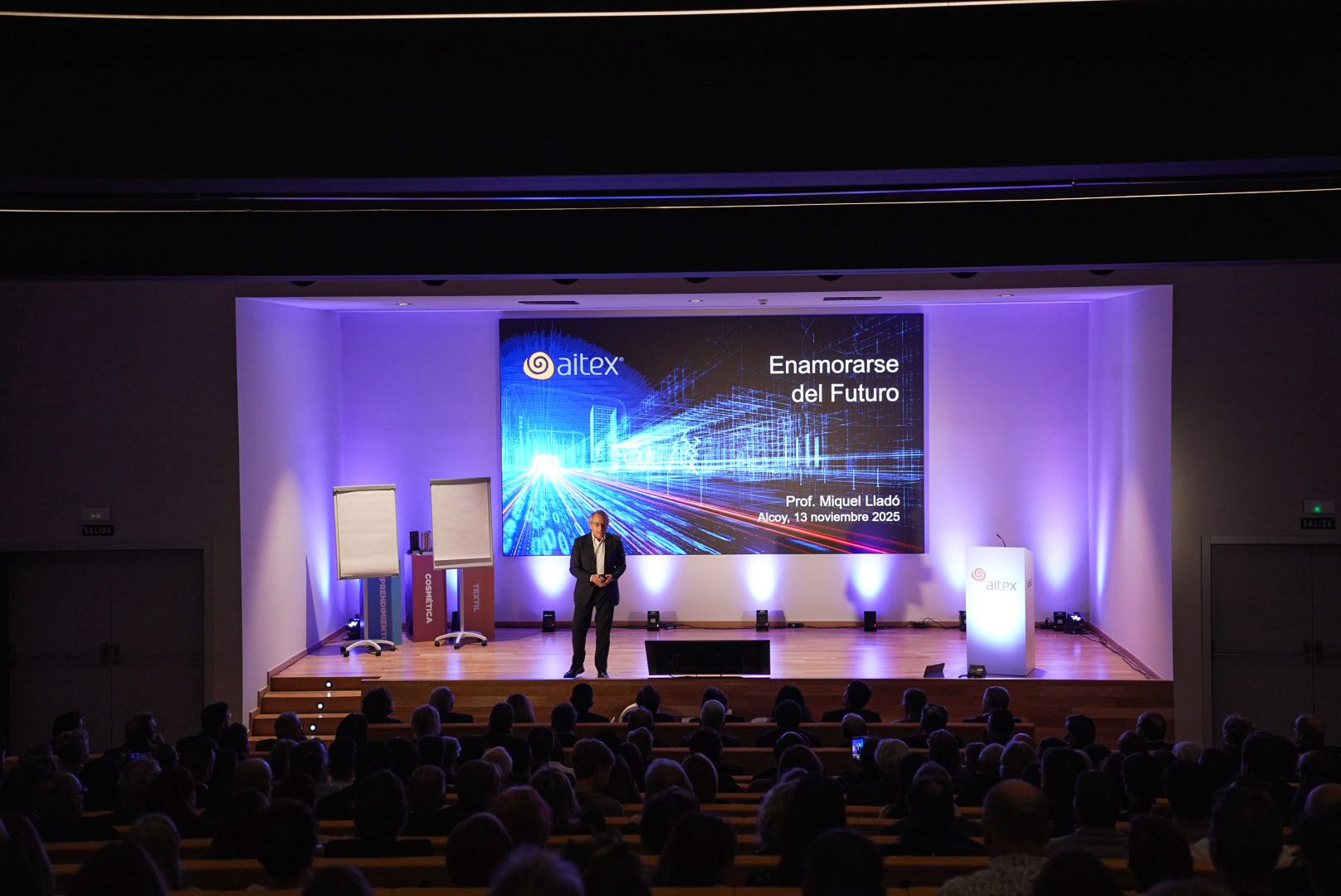 Miquel Lladó abrió la gala Premios AITEX 2025 con una conferencia 