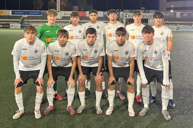El Juvenil de l'Ontinyent  firma una golejada 9-0 i consolida el seu lideratge