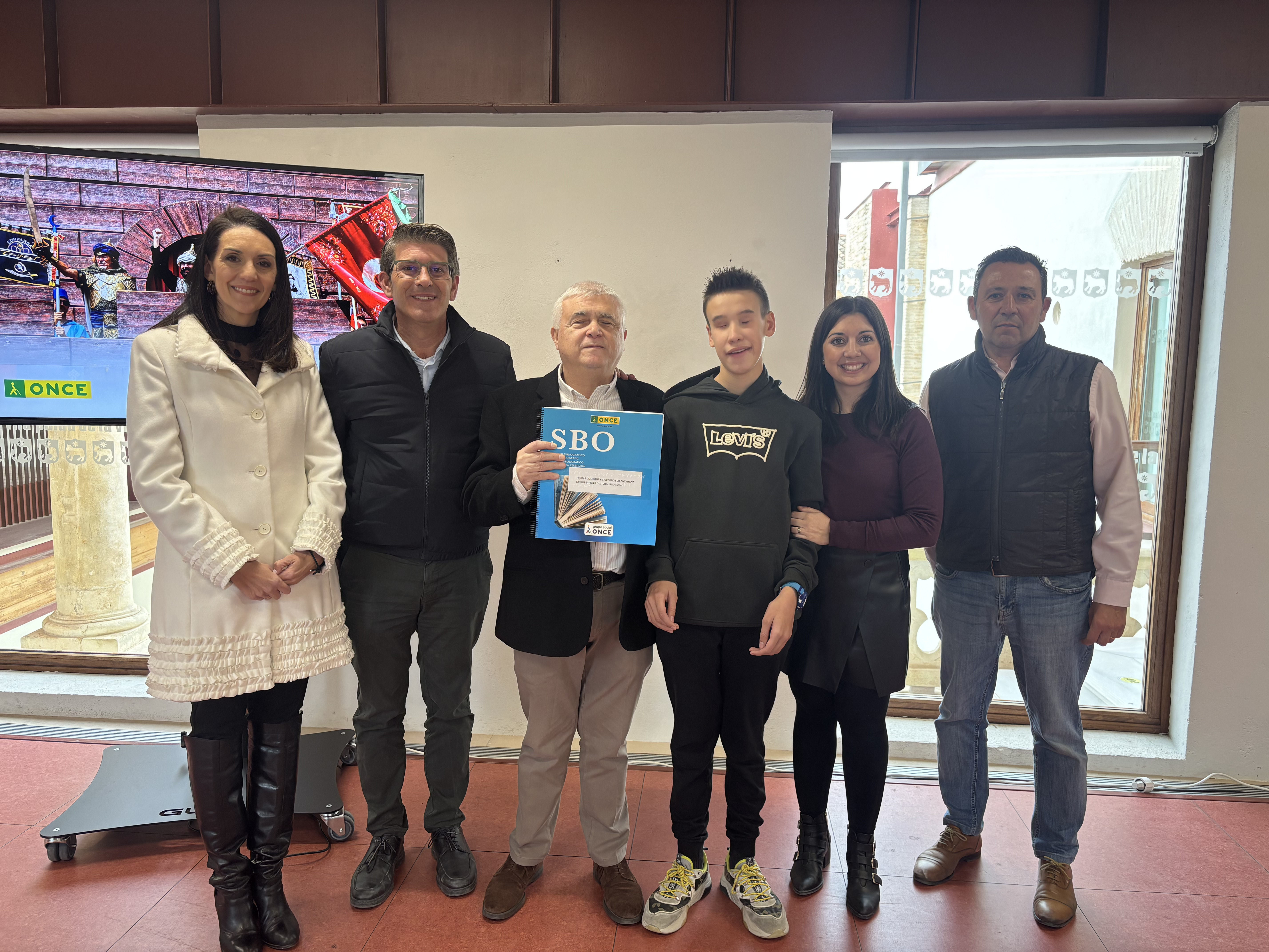 Mar Padrino, Jorge Rodríguez, Enrique Llin, Pau Segura, Àngels Muñoz i Ricardo Calabuig. 