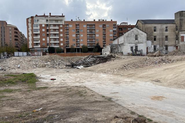 La zona de ocio de la antigua La Clave y “Peor para el sol” ya es historia